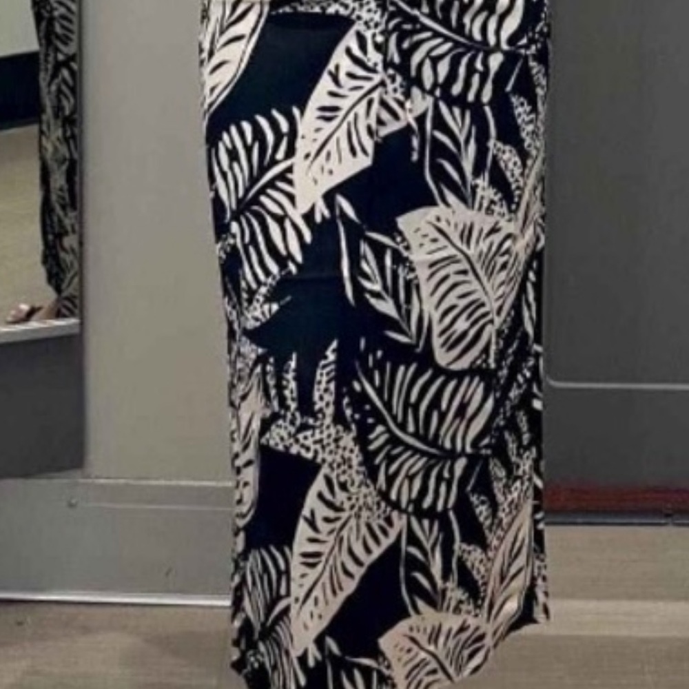Black & White Tropical Print Maxi Skirt